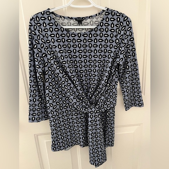 Ann Taylor S Blue,Black, White Patterned Knit Top - Picture 1 of 3